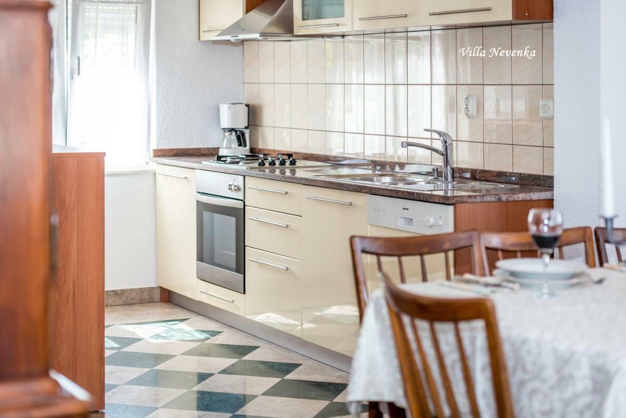 Apartments Villa Nevenka Rogoznica  Eksteriør bilde